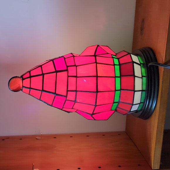 Stained Glass Santa Gnombe Table Top Lamp - Picture 6 of 6